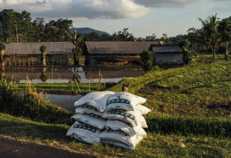O principal objetivo foi o pacto dos fornecedores de que eles irão cumprir os contratos. O principal objetivo foi o pacto dos fornecedores de que eles irão cumprir os contratos.