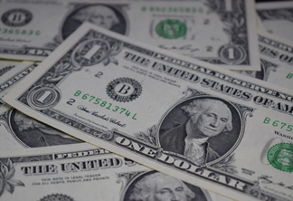 Foto de notas de um dólar. Foto de notas de um dólar.