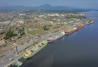 04/2019 - Porto de Paranaguá. Foto: José Fernando Ogura/ANPr 04/2019 - Porto de Paranaguá. Foto: José Fernando Ogura/ANPr