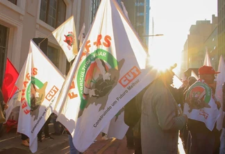 Produtores rurais farão atos pedindo soluções para o endividamento. Produtores rurais farão atos pedindo soluções para o endividamento.