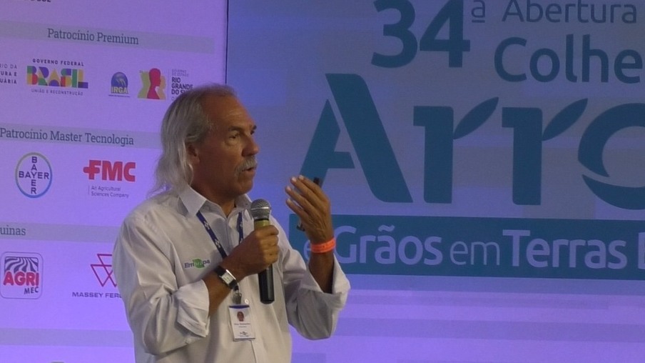 Chefe-geral da Emater Arroz e Feijão Chefe-geral da Emater Arroz e Feijão