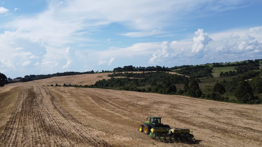 Foto aérea da semeadura da soja. Foto aérea da semeadura da soja.