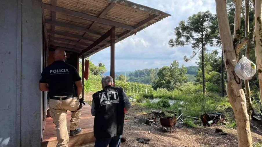 Operação Ministério do Trabalho e Emprego (MTE), com acompanhamento do Ministério Público do Trabalho (MPT-RS) em partição da Polícia Federal contra o trabalho escravo realizada em São Marcos. Operação Ministério do Trabalho e Emprego (MTE), com acompanhamento do Ministério Público do Trabalho (MPT-RS) em partição da Polícia Federal contra o trabalho escravo realizada em São Marcos.