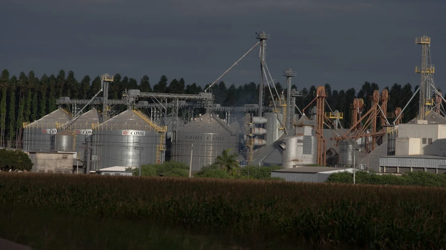 Fotos de silos. Fotos de silos.