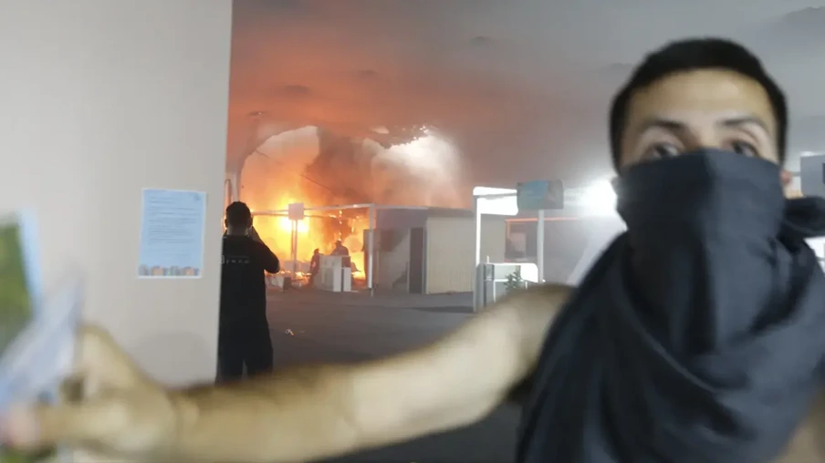 Incêndio atingiu instalaçõesda COP30 ontem em Belém e paralisou negociações na cúpula do clima | Foto: Paulo Lisboa/Divulgação Incêndio atingiu instalaçõesda COP30 ontem em Belém e paralisou negociações na cúpula do clima | Foto: Paulo Lisboa/Divulgação