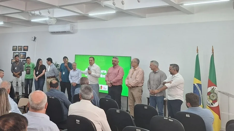 Prefeituras de 26 municípios gaúchos assinaram convênios da Consulta Popular hoje | Foto: Lívia Boaz/ Ascom Seapi
Prefeituras de 26 municípios gaúchos assinaram convênios da Consulta Popular hoje | Foto: Lívia Boaz/ Ascom Seapi