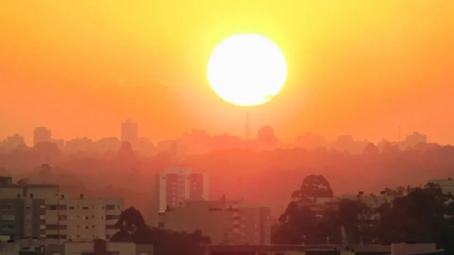 Estações meteorológicas no Rio Grande do Sul registraram máximas elevadas nesta segunda com destaque para 41,2°C em São Francisco de Assis | Foto: Denis Goerl/Divulgação Estações meteorológicas no Rio Grande do Sul registraram máximas elevadas nesta segunda com destaque para 41,2°C em São Francisco de Assis | Foto: Denis Goerl/Divulgação