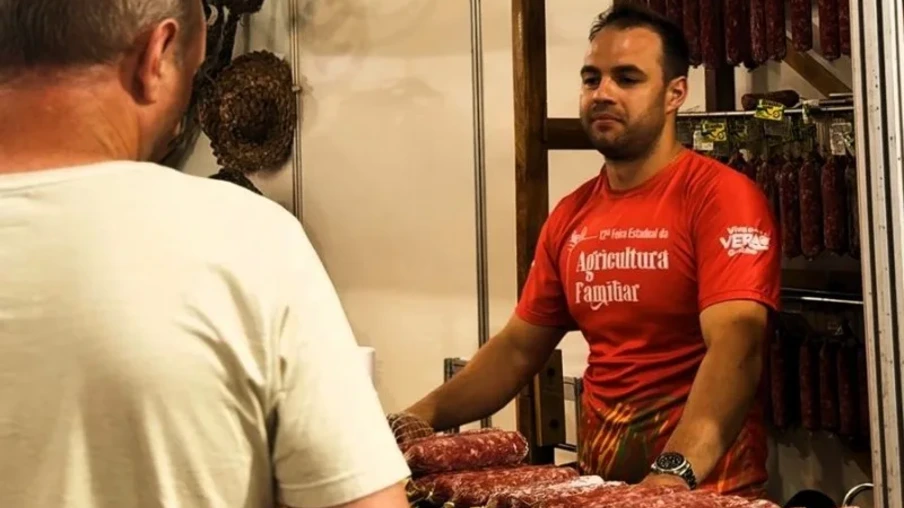 Resultado das Feiras no Litoral celebram a qualidade dos produtos da agricultura familiar | Foto: SDR/Divulgação
Resultado das Feiras no Litoral celebram a qualidade dos produtos da agricultura familiar | Foto: SDR/Divulgação