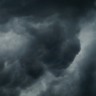 Foto de nuvens escuras de tempestade.
